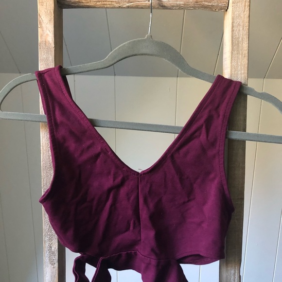 Maroon crop top - Picture 2 of 4